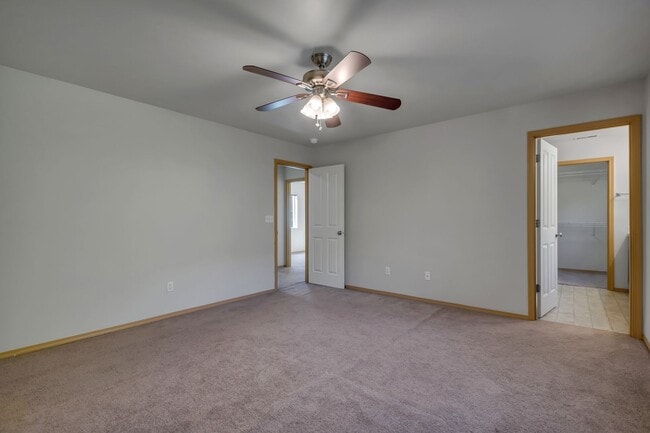 Building Photo - Cozy Corner Lot in Radiance