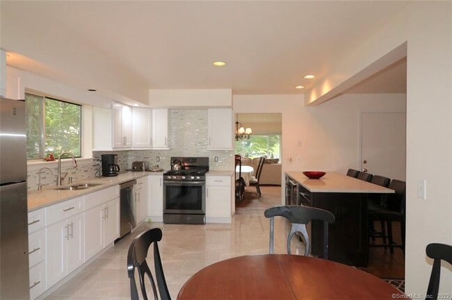 Building Photo - 511 Scofieldtown Rd