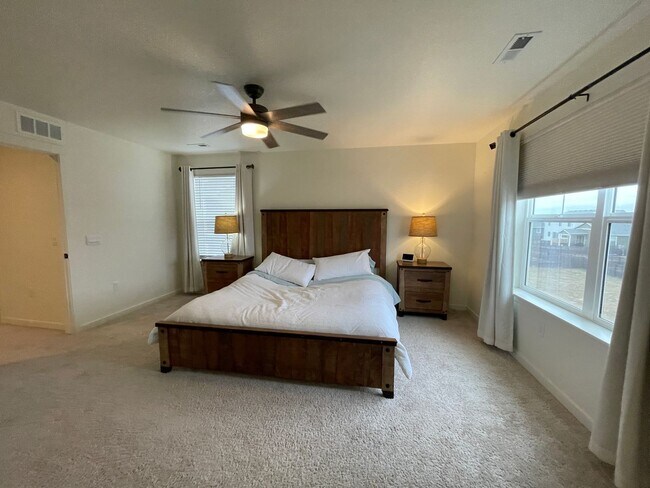 Building Photo - Live Lavishly in Harmony Ridge- Fully Furnished 5-Bedroom Dream Home with Backyard Oasis & Speake...