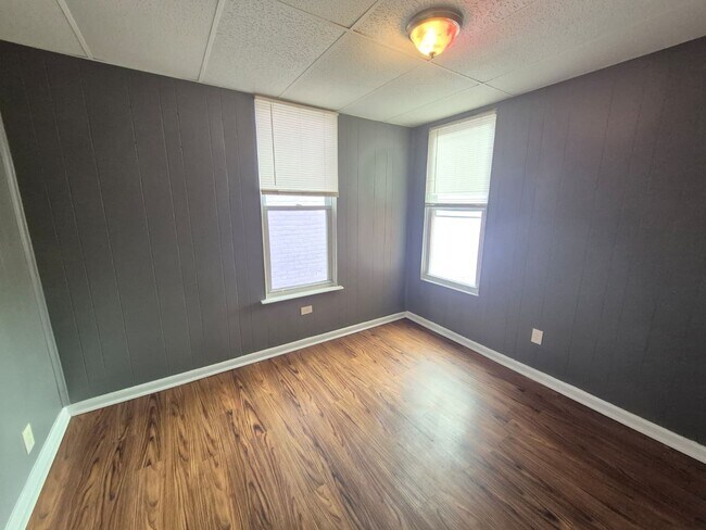 Building Photo - 1704 Madison Ave