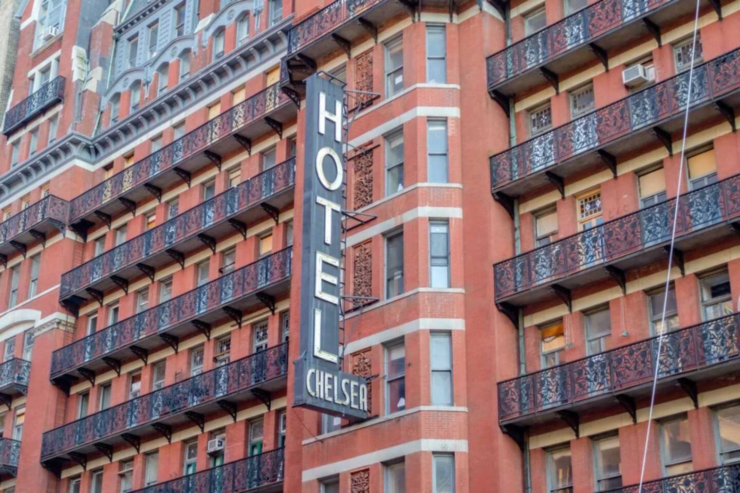 Building Photo - 132 W 26th St