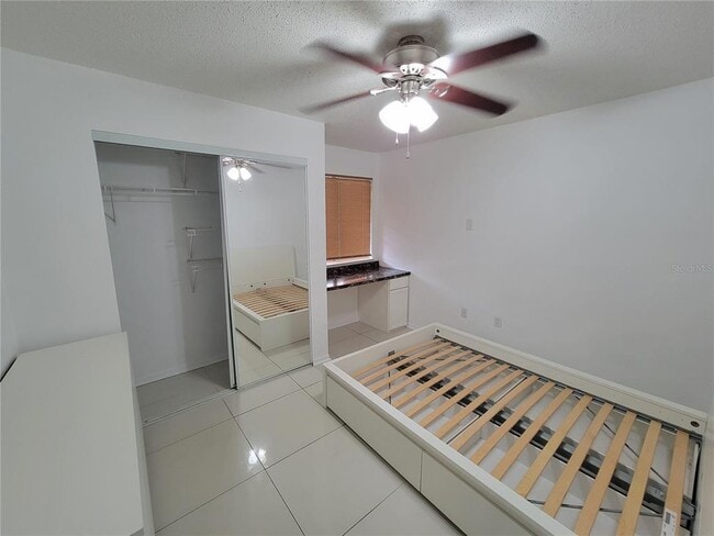 Building Photo - 2601 SW Archer Rd