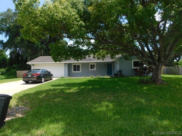 Primary Photo - 1709 Umbrella Tree Dr