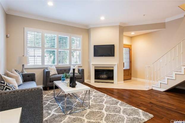 Building Photo - 441 S 7th St