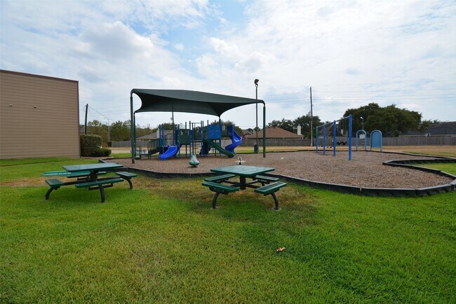 Building Photo - 3907 Pebble Garden Ln