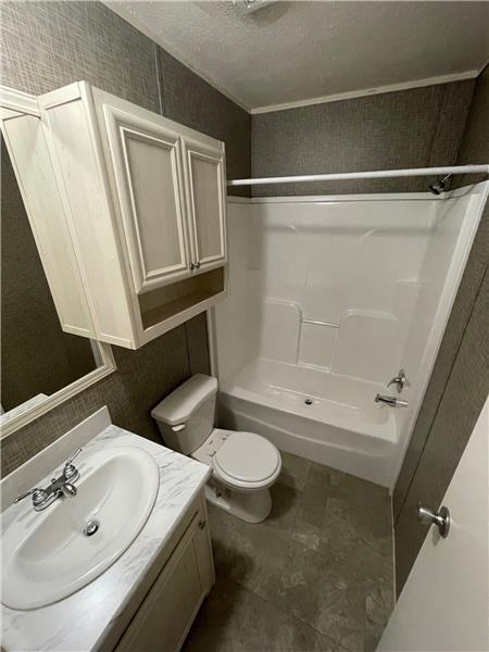 Building Photo - 1052 Howard Brown Rd