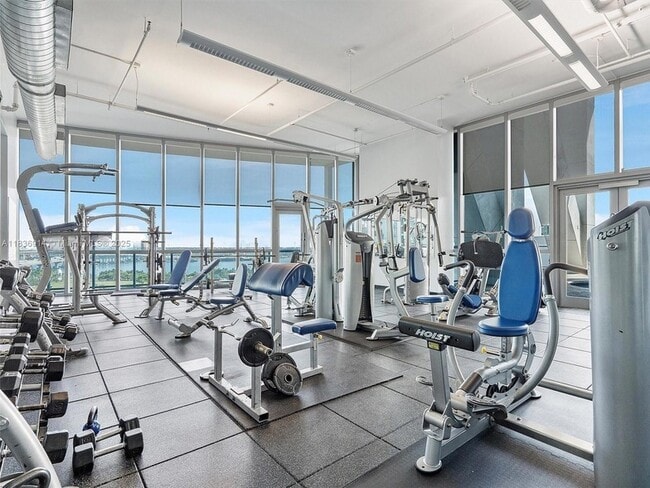 Building Photo - 888 Biscayne Blvd