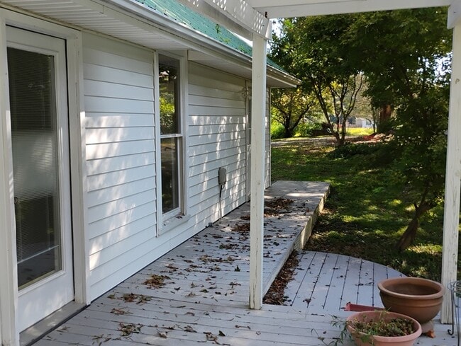 Building Photo - 8322 Chatham Church