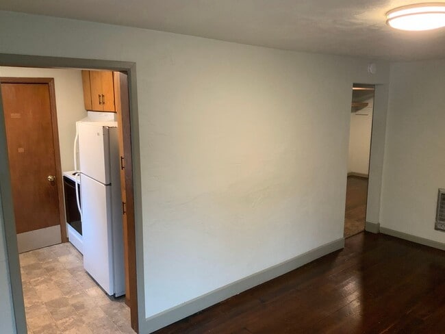 Building Photo - 1 Bedroom House in Whiteaker Neighborhood