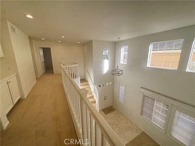 Building Photo - 27935 Hedgeline Dr