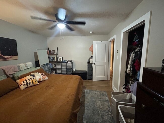 Building Photo - 2 Bed, 2 Bath home in North Knoxville