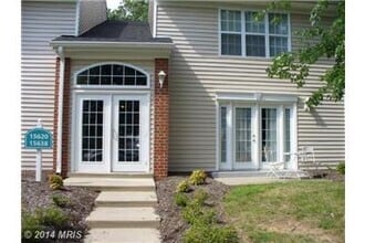 Building Photo - COMING SOON! Nice Condo close to I-95!