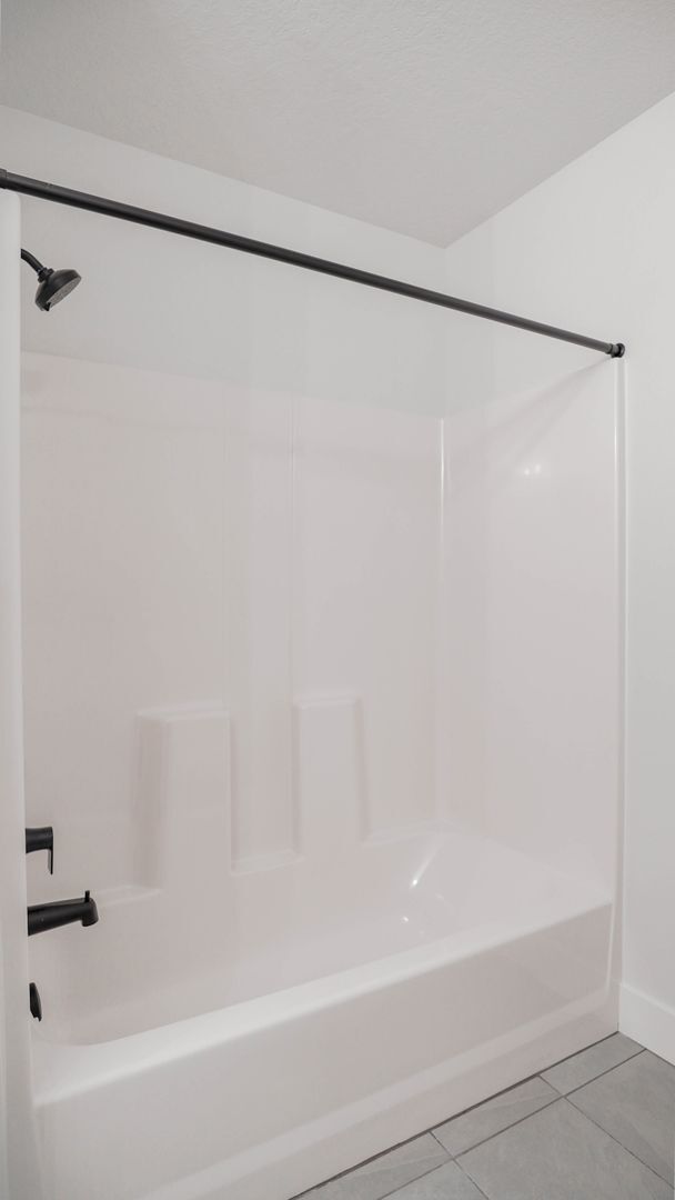 Building Photo - Beautiful 3 bedroom Townhome in Lehi Exchange community!