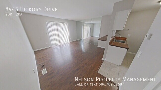 Building Photo - 8445 Hickory Dr