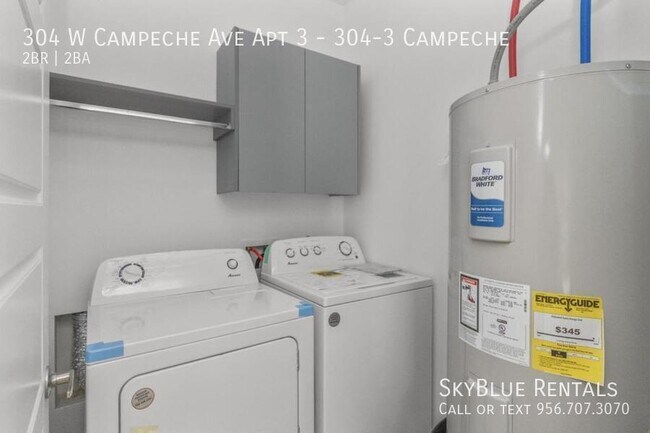 Building Photo - 304 W Campeche Ave