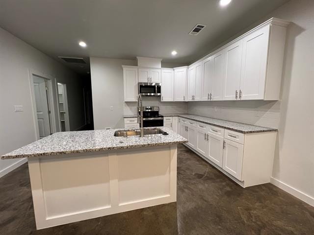 Building Photo - 402 N Elliott Ave