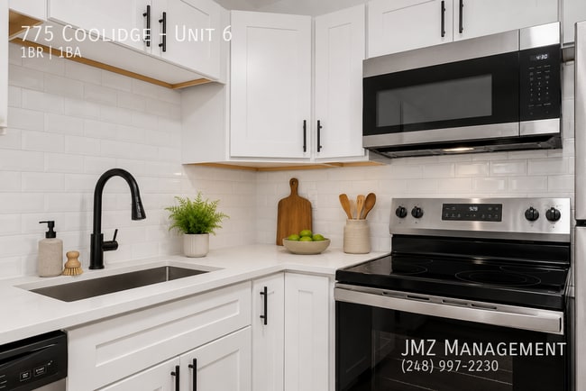 Building Photo - 775 Coolidge-Unit 6