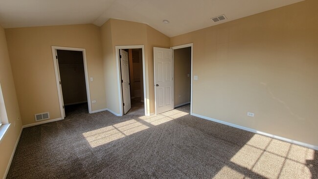 Building Photo - 1426 Dahlgren Ln