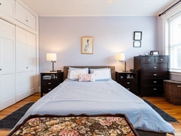 Building Photo - 400 Washington St