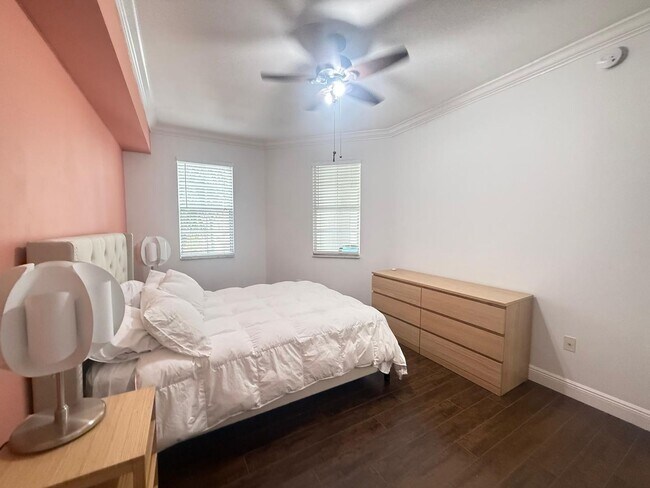 Building Photo - Modern Flagler Village Living at Sole Fort Lauderdale - SEASONAL RENTAL