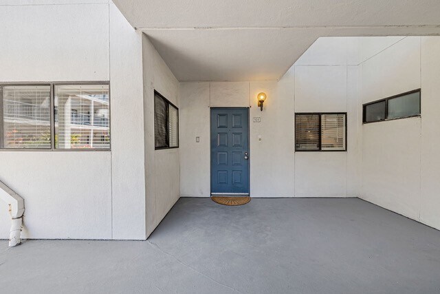 Building Photo - 4685 Albany Cir