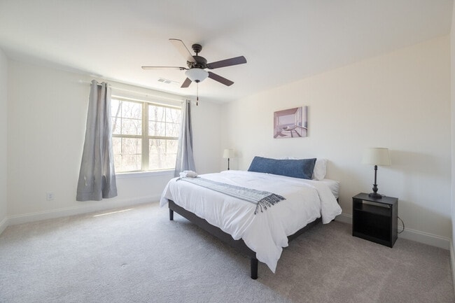 Building Photo - 3319 Old Hickory Blvd