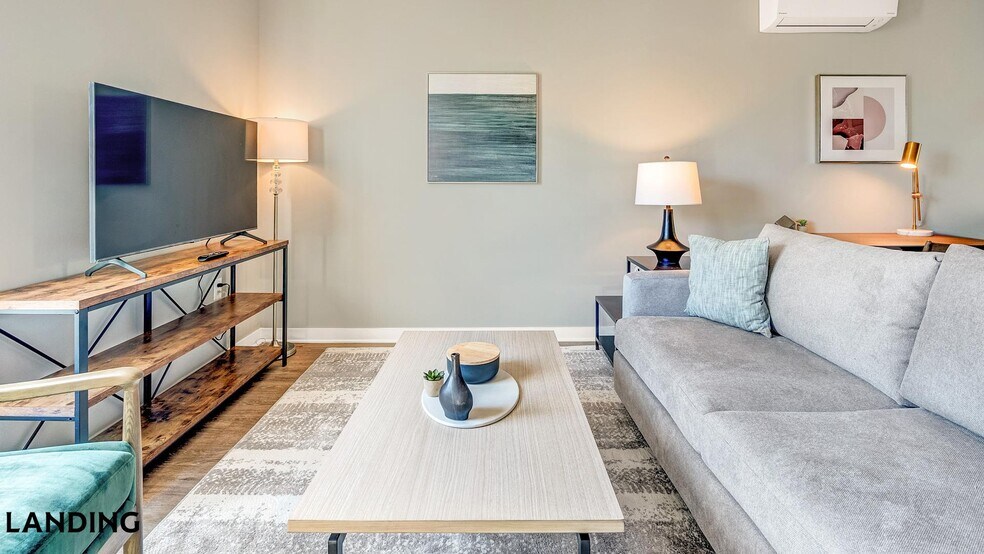 Building Photo - 5040 Linbar Dr