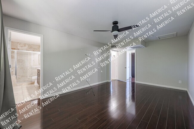 Building Photo - 8556 E Keim Dr