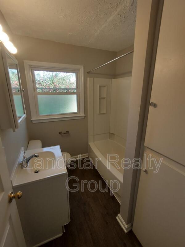 Building Photo - 5611 Johnsontown Rd
