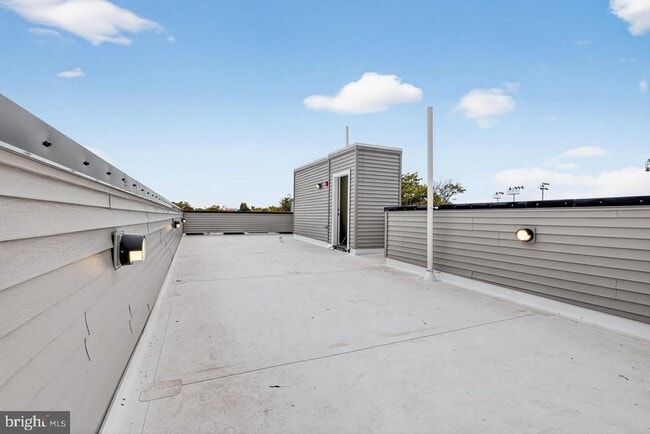 Building Photo - 2219 N 4th St