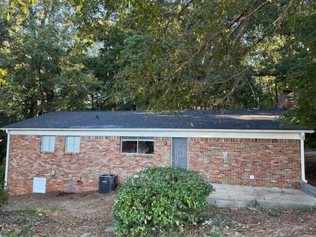 Building Photo - 1159 Tamarack Trail