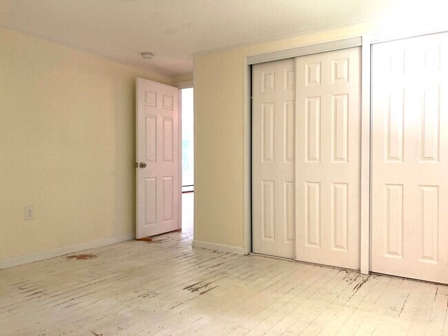 Building Photo - 23 Richard Rd