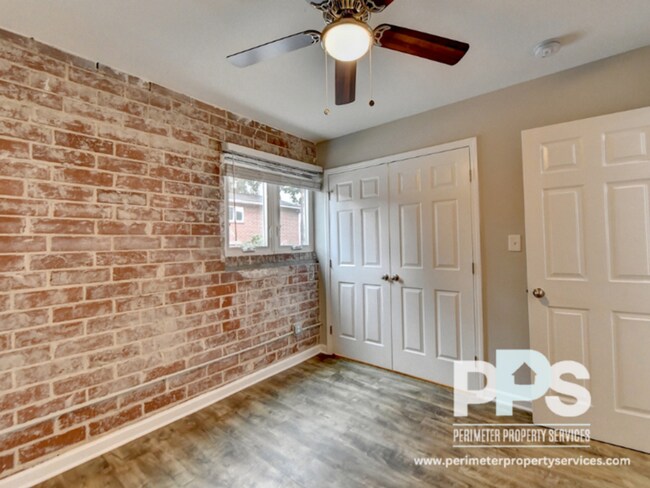 Building Photo - 217 Lampkin St NE