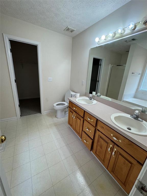 Building Photo - 33 JamesTown Loop