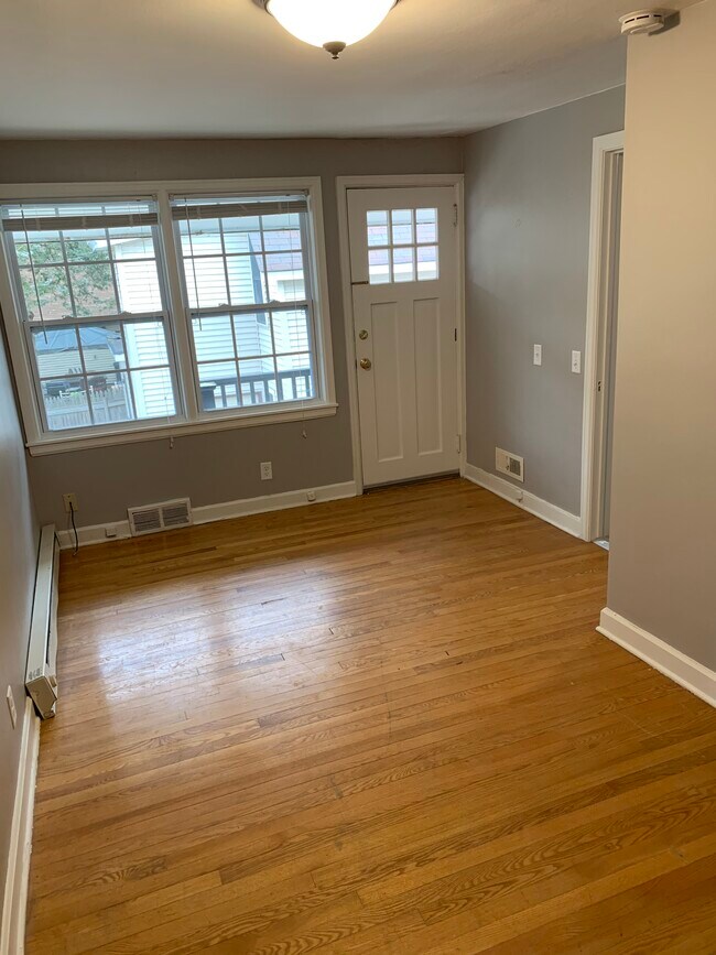 Building Photo - 218 Ohio Ave