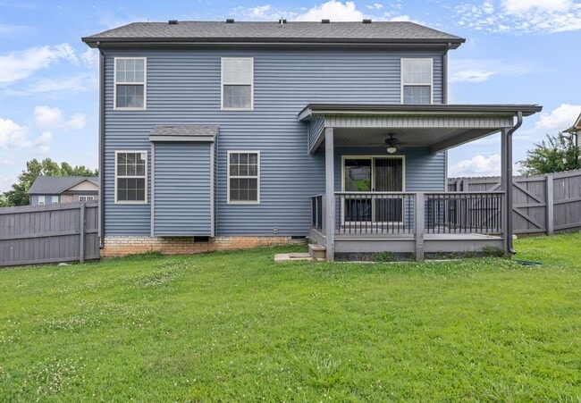 Building Photo - 843 Crestone Ln
