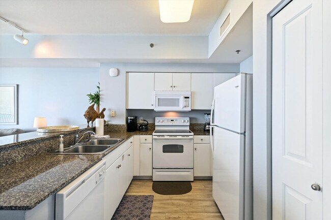 Building Photo - 104 Gulfside Ct