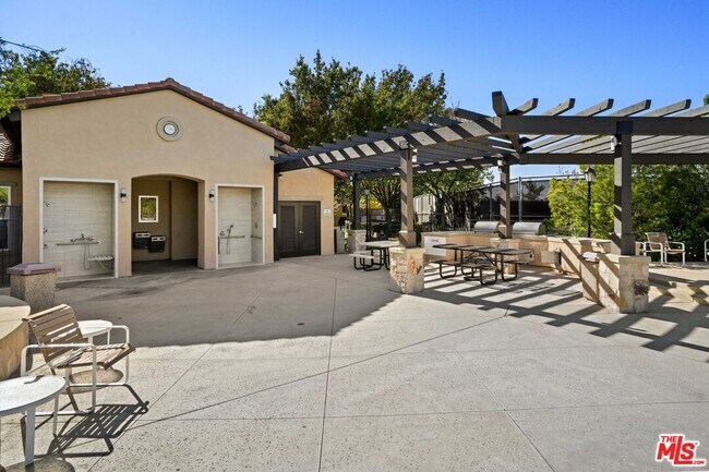 Building Photo - 17969 Lost Canyon Rd