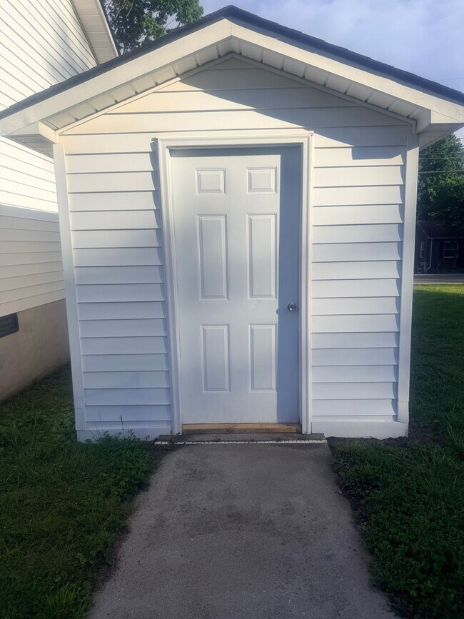 Building Photo - Fountain City rental available now