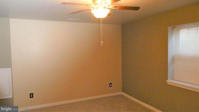 Building Photo - 8515 Preakness Pl