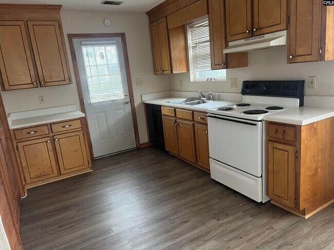 Building Photo - 124 Hazelwood Ct