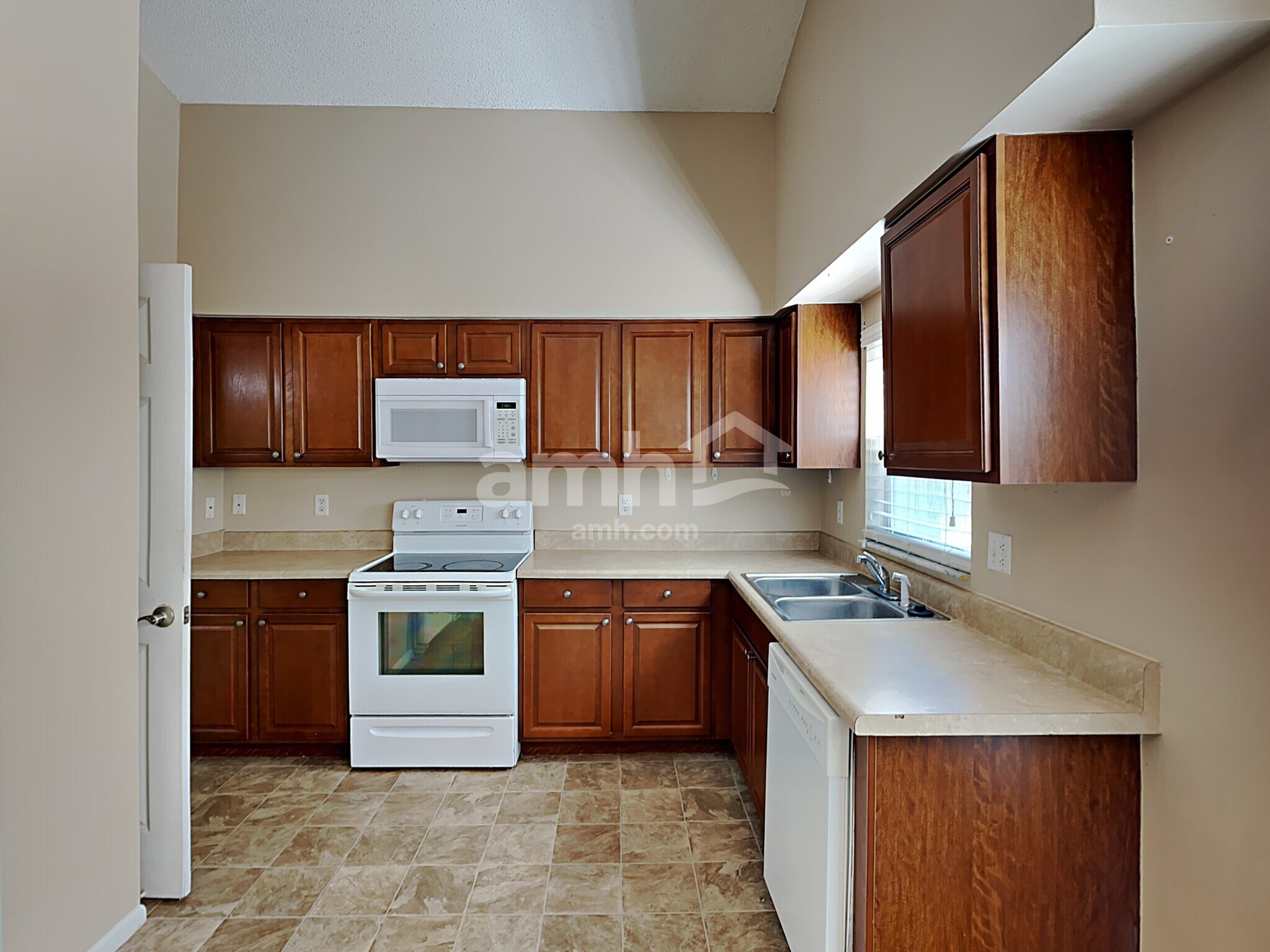 Building Photo - 11320 Clayridge Dr