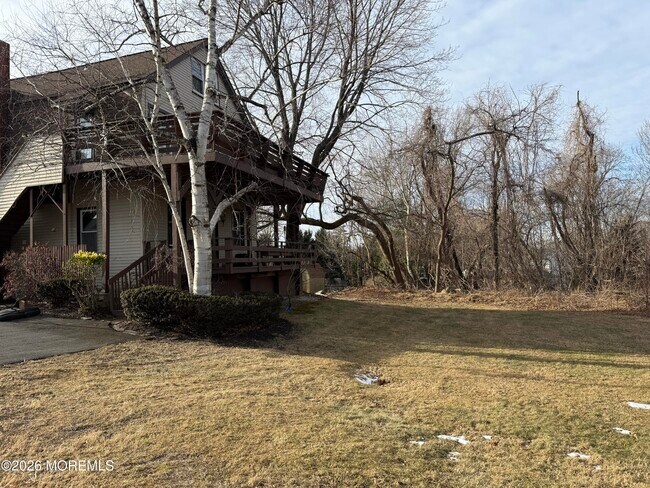 Building Photo - 25 Monmouth Rd