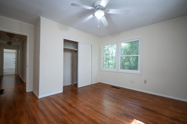 Building Photo - 175 Habersham Way