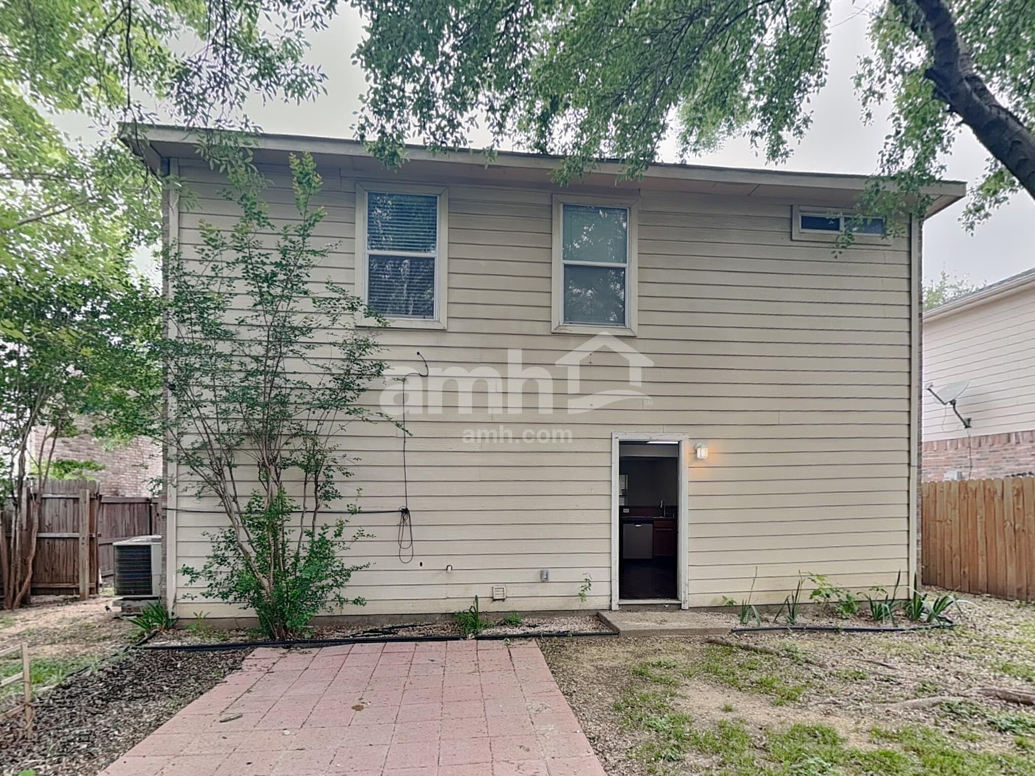 Building Photo - 4026 Holly Leaf Ct