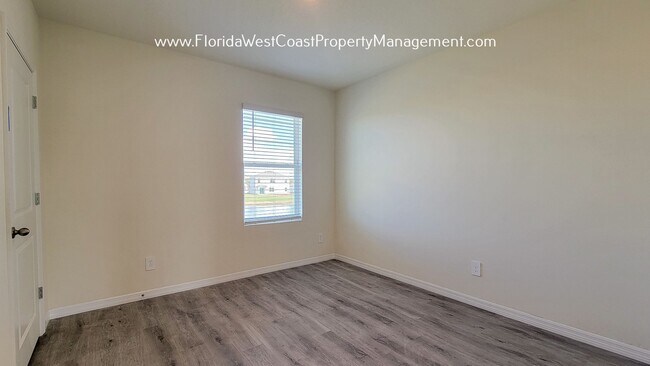 Building Photo - 5680 Woodland Sage Dr
