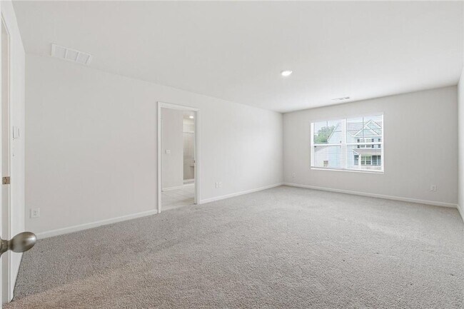 Building Photo - 6000 Screech Owl Dr
