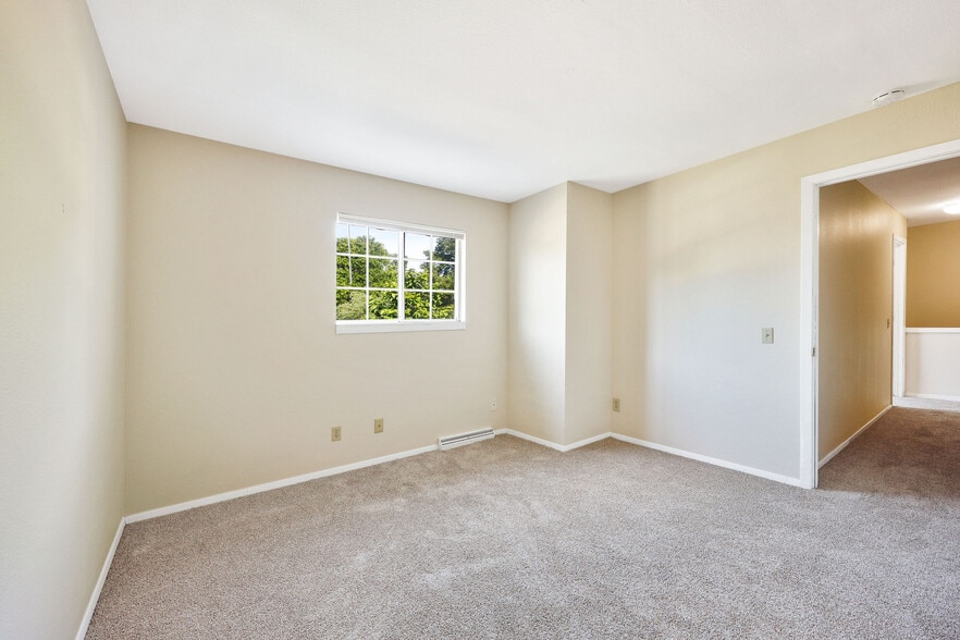 Renovated neighboring unit - 3005 Patty Ln