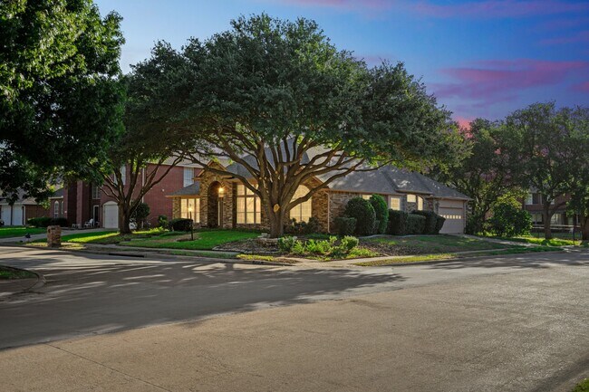 Building Photo - 5512 Charleston Dr
