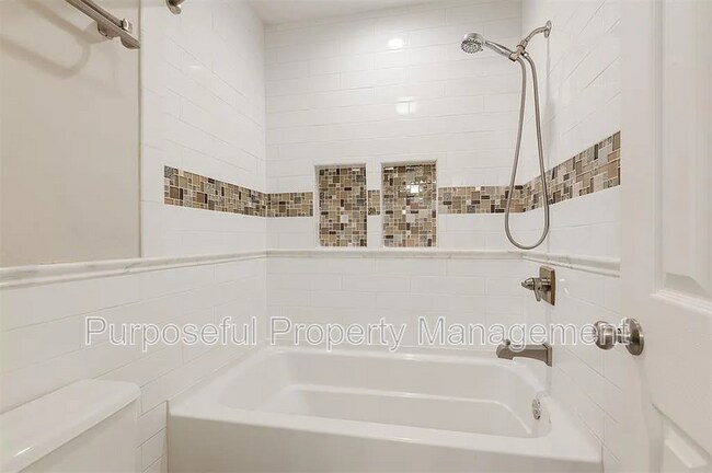 Building Photo - 2501 Patti Pl